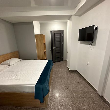 Friendly Hotel エレバン エクステリア 写真