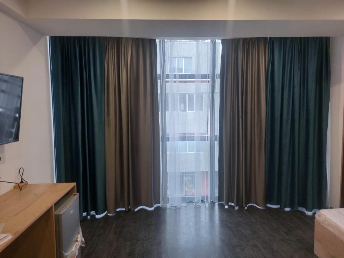 Friendly Hotel エレバン エクステリア 写真